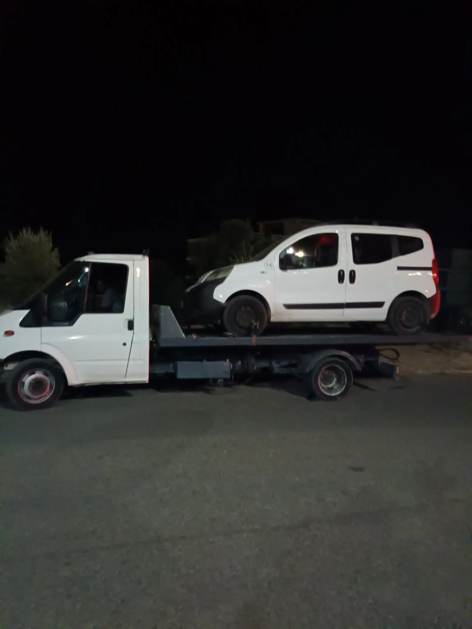 Auto Servis - Karrotrec - Gomisteri - Piro Dhërmi (15)